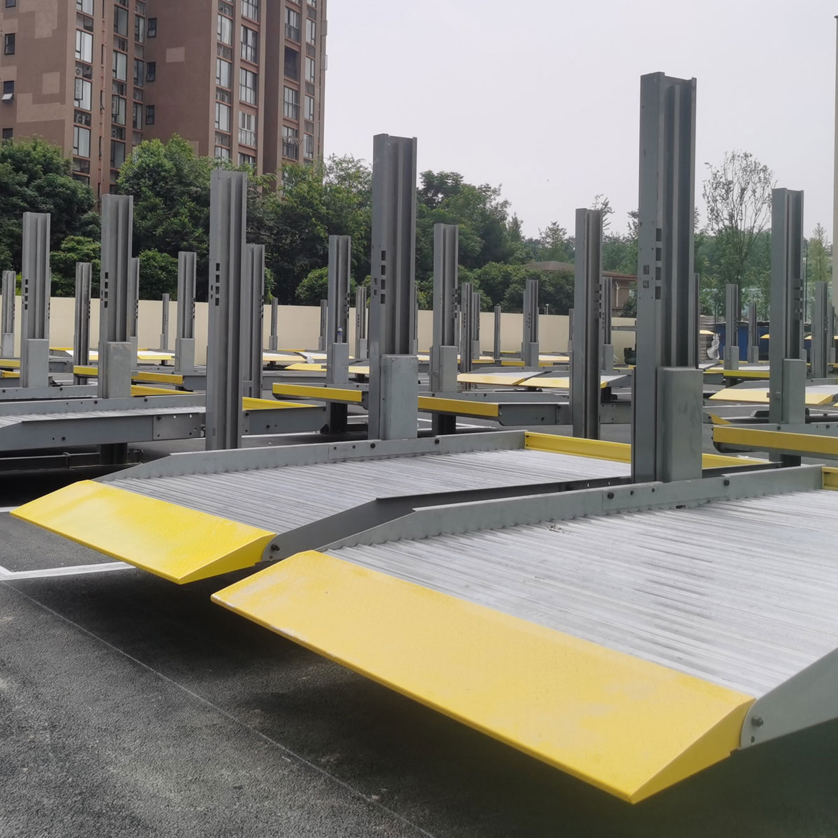繁華地段適合建設(shè)智能立體車(chē)庫(kù)